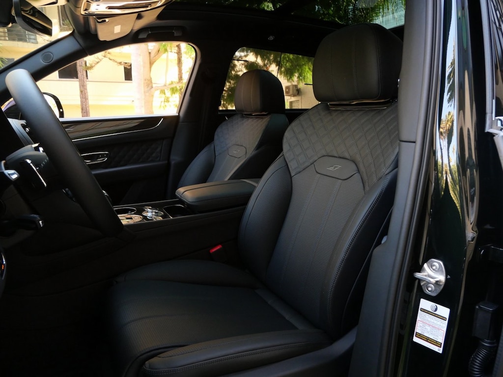 New 2024 Bentley Bentayga S SUV