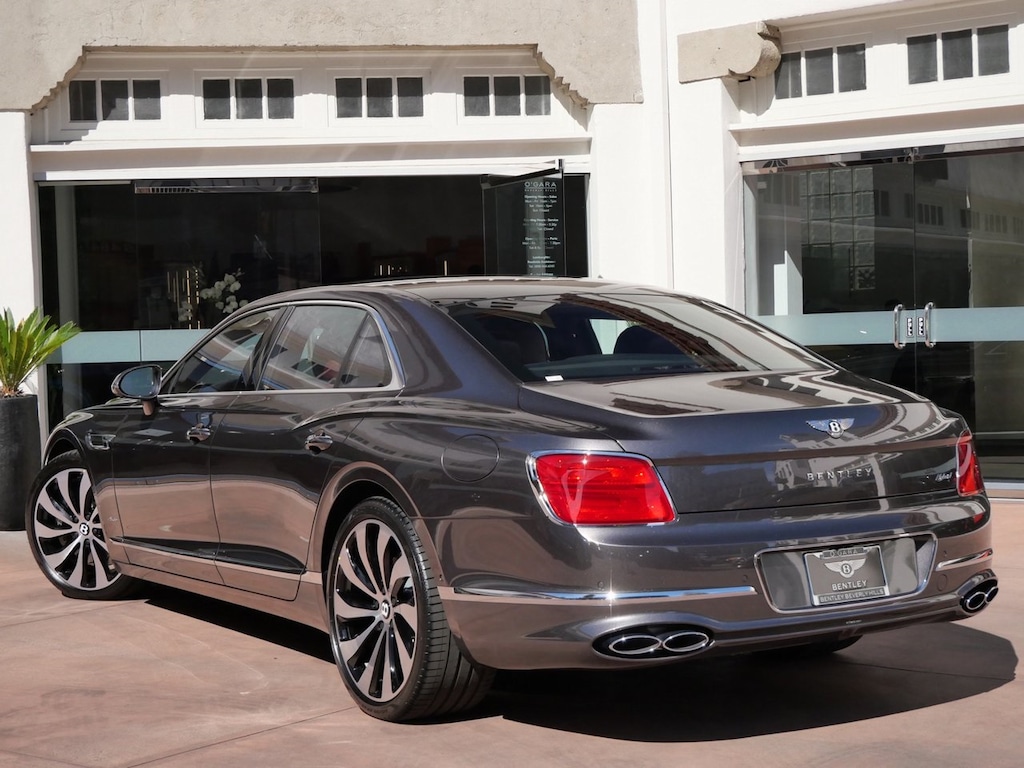 New 2024 Bentley Flying Spur Azure Hybrid Sedan