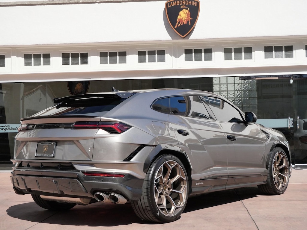 Used 2023 Lamborghini Urus Performante SUV